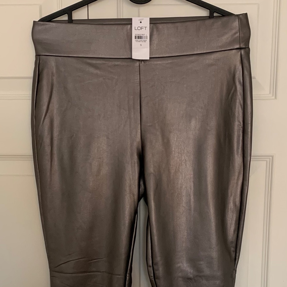 Loft Metallic Faux Leather Leggings in Small.